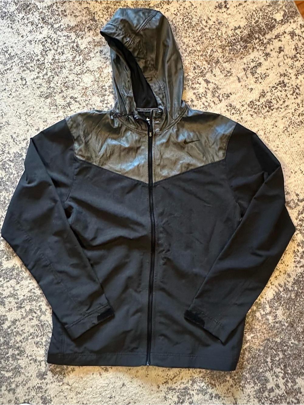 EUC Nike Pro Training Jacket Mens Medium Sweatless Hooded Full Zip Windbreaker
